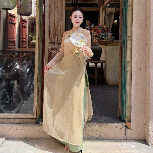 [PRE-ORDER] Silk Ao Dai with handmade ribbon embroidery Tuc Duyen LINN Design 