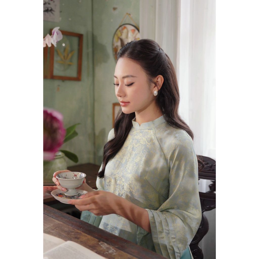 Áo dài cách tân AD250 - QD048 dáng suông rộng tà ngắn