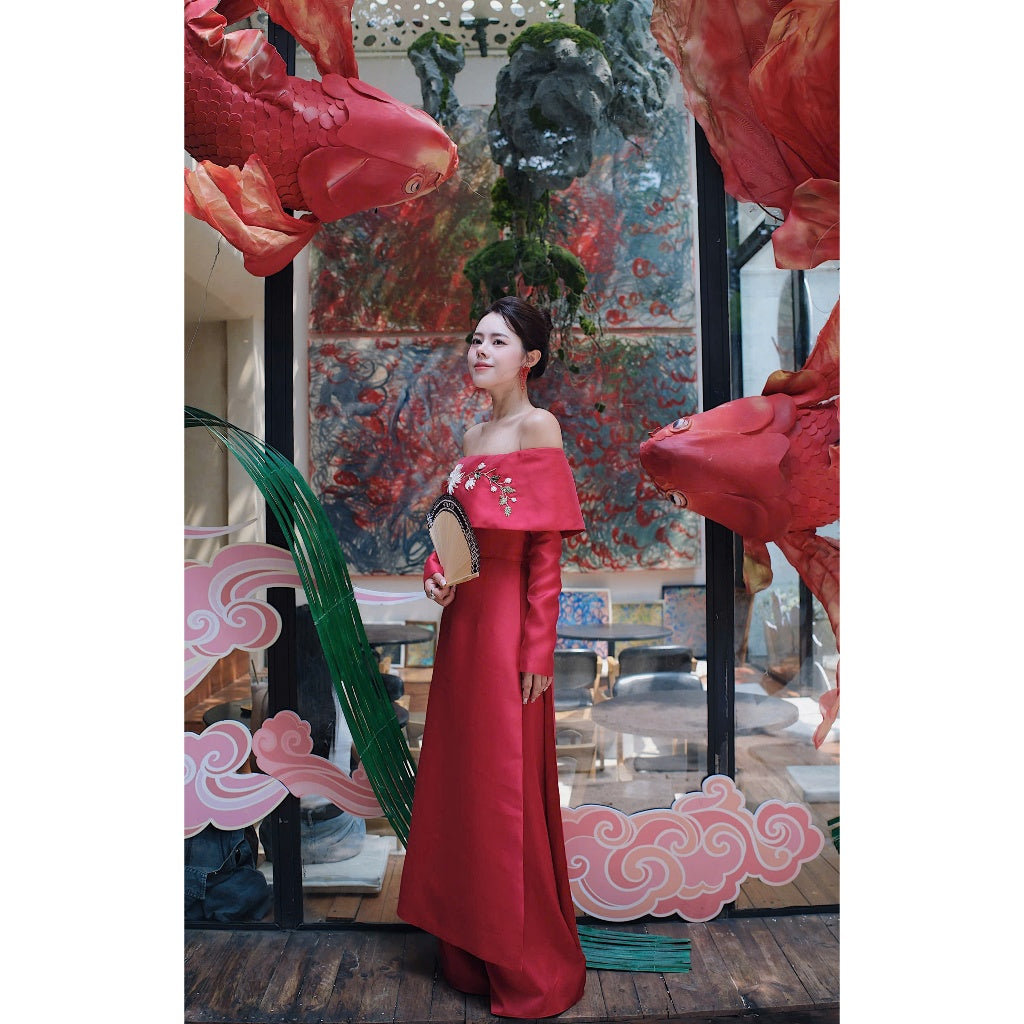 [PRE-ORDER] Anh Vu ribbon embroidered off-shoulder ao dai 
