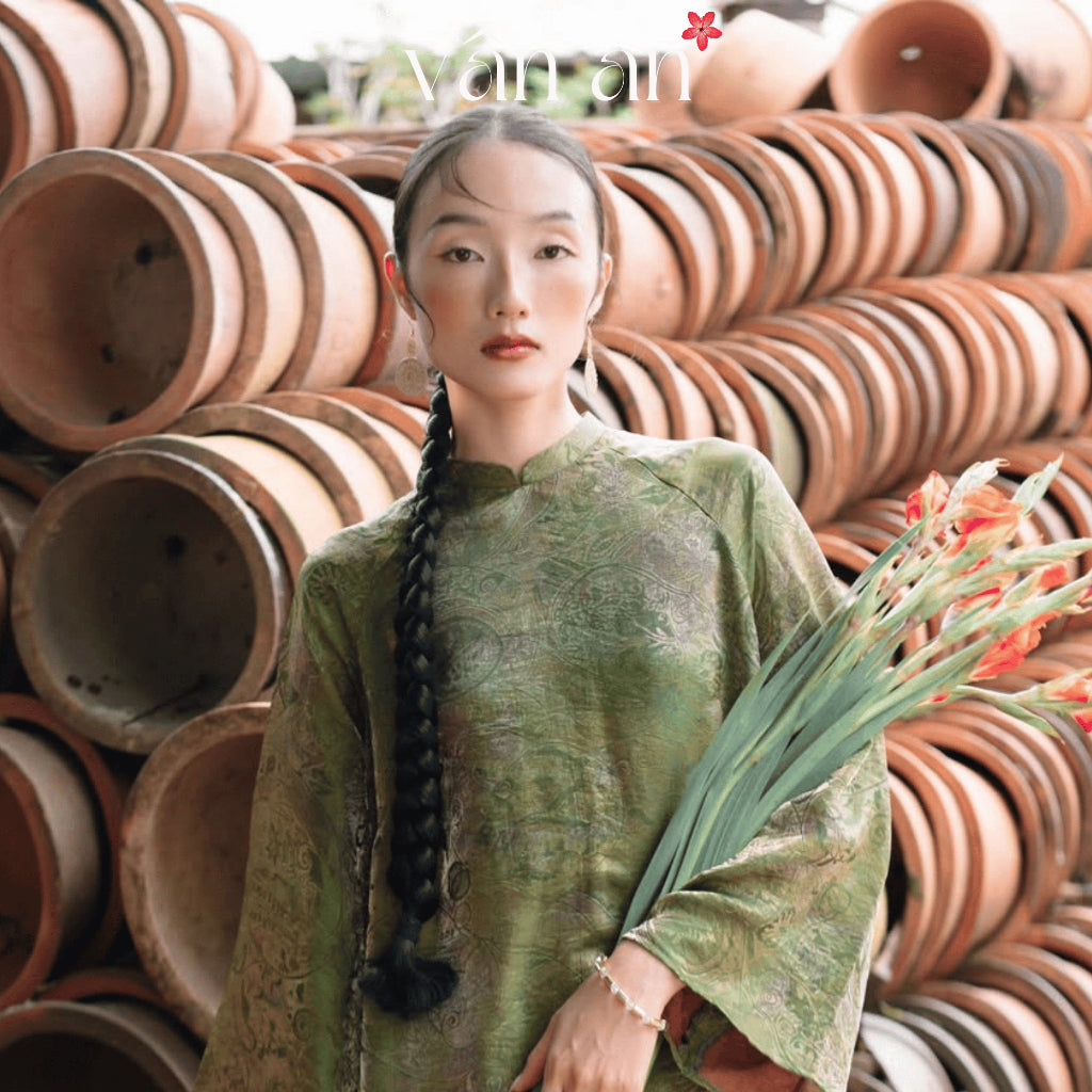 [VAN AN - TET 2026] MAGLAN Ao Dai - Straight Fit, Long Sleeves, Two-Piece Design - High Quality Double-Sided Tencel Silk Material