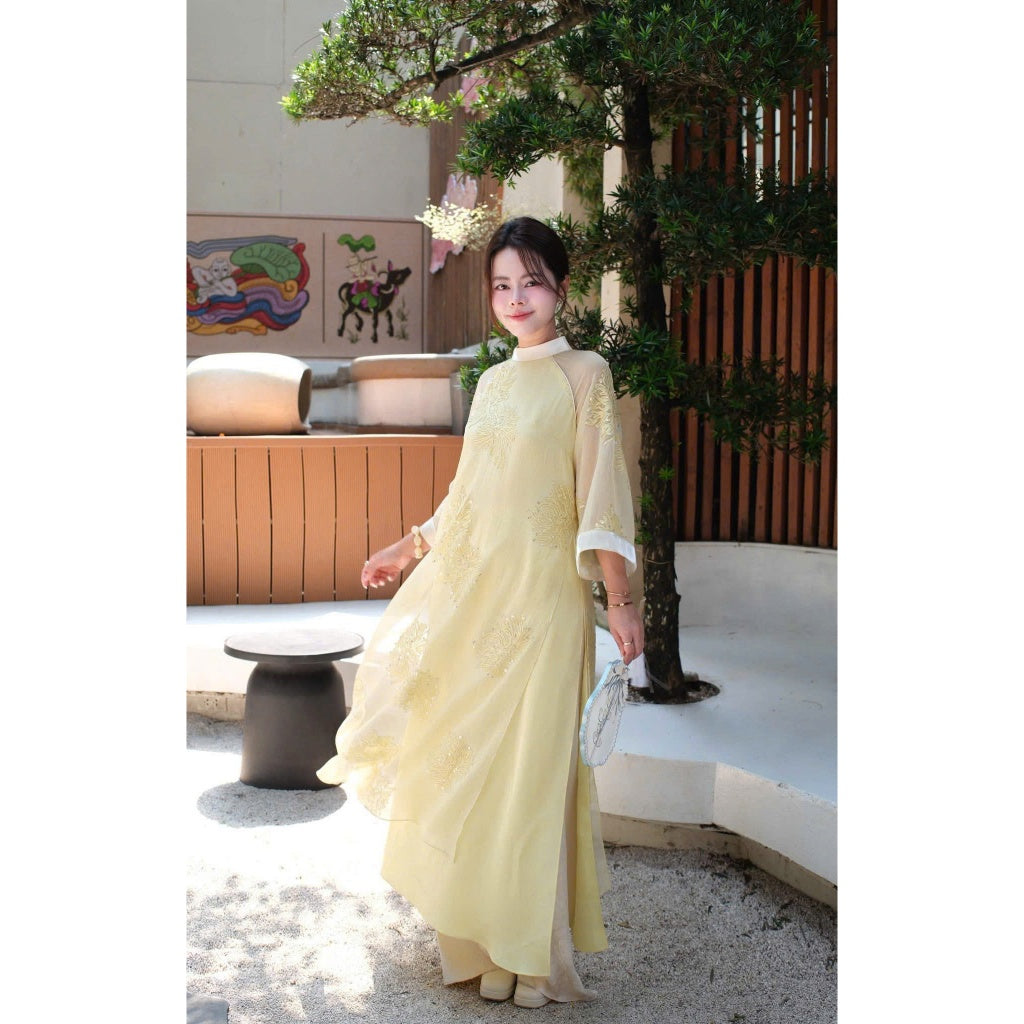 [PRE-ORDER] 4-panel chiffon Ao Dai with floral pattern and pants