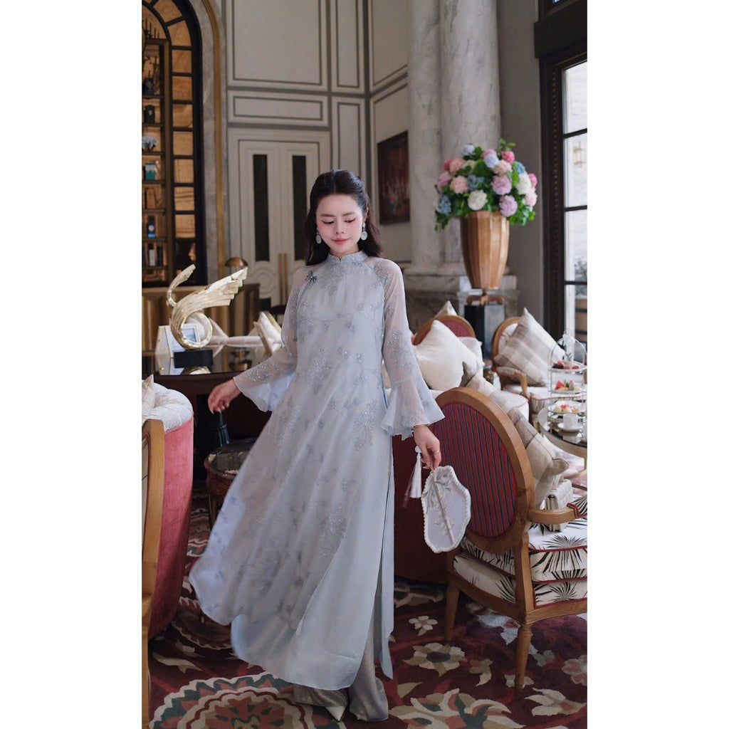 [PRE-ORDER] Modern chiffon Ao Dai with 4 panels embroidered with sequins and pants