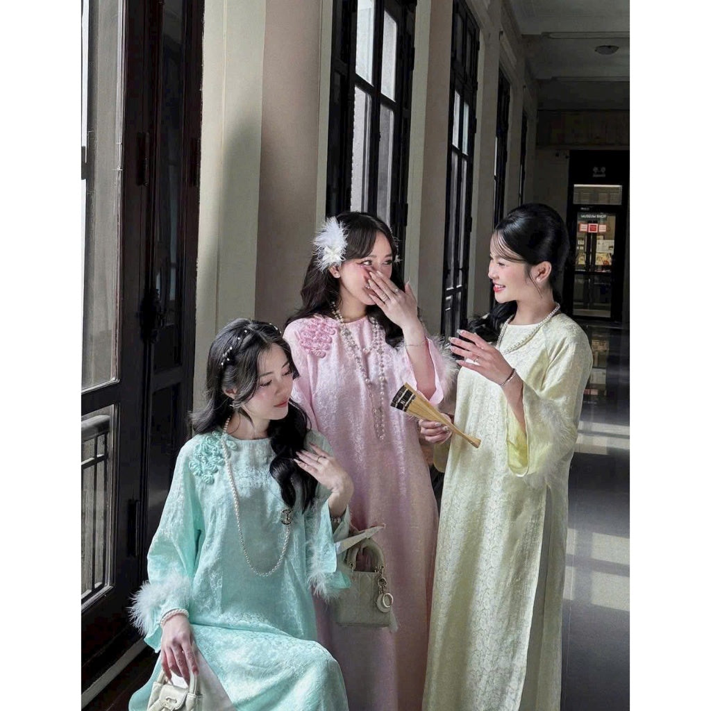 [PRE-ORDER] Phuc An silk Ao Dai with fur sleeves and pants