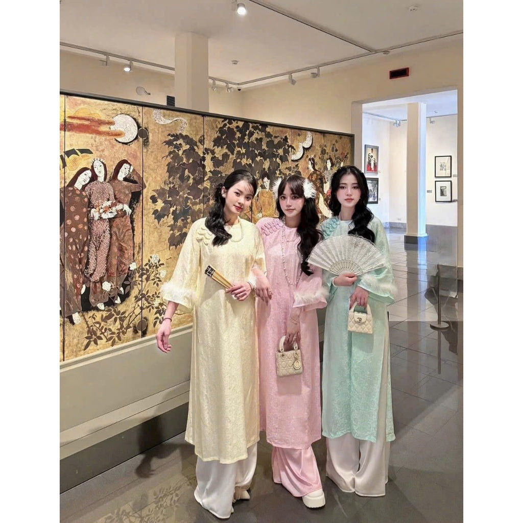 [PRE-ORDER] Phuc An silk Ao Dai with fur sleeves and pants