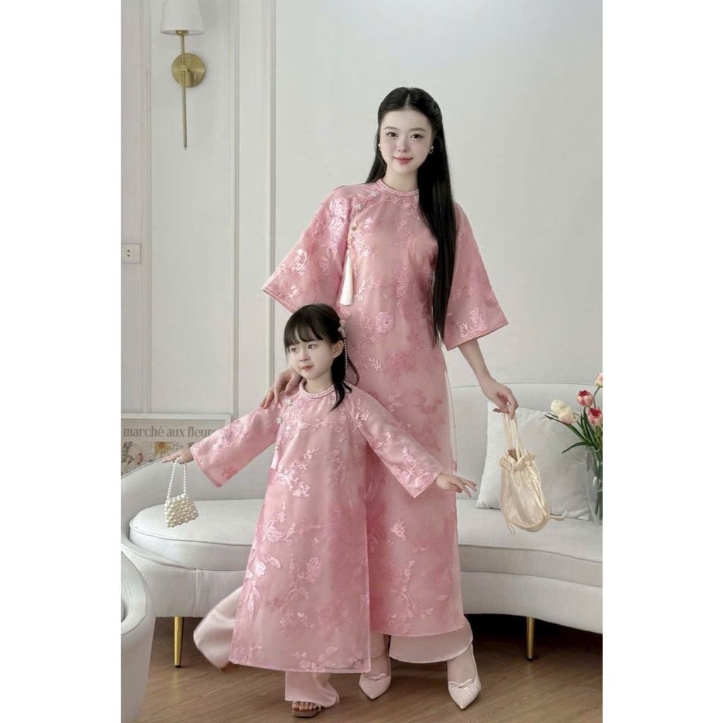 [PRE-ORDER] Mother and child Ao Dai with 4 chiffon panels and floral pattern, with pants