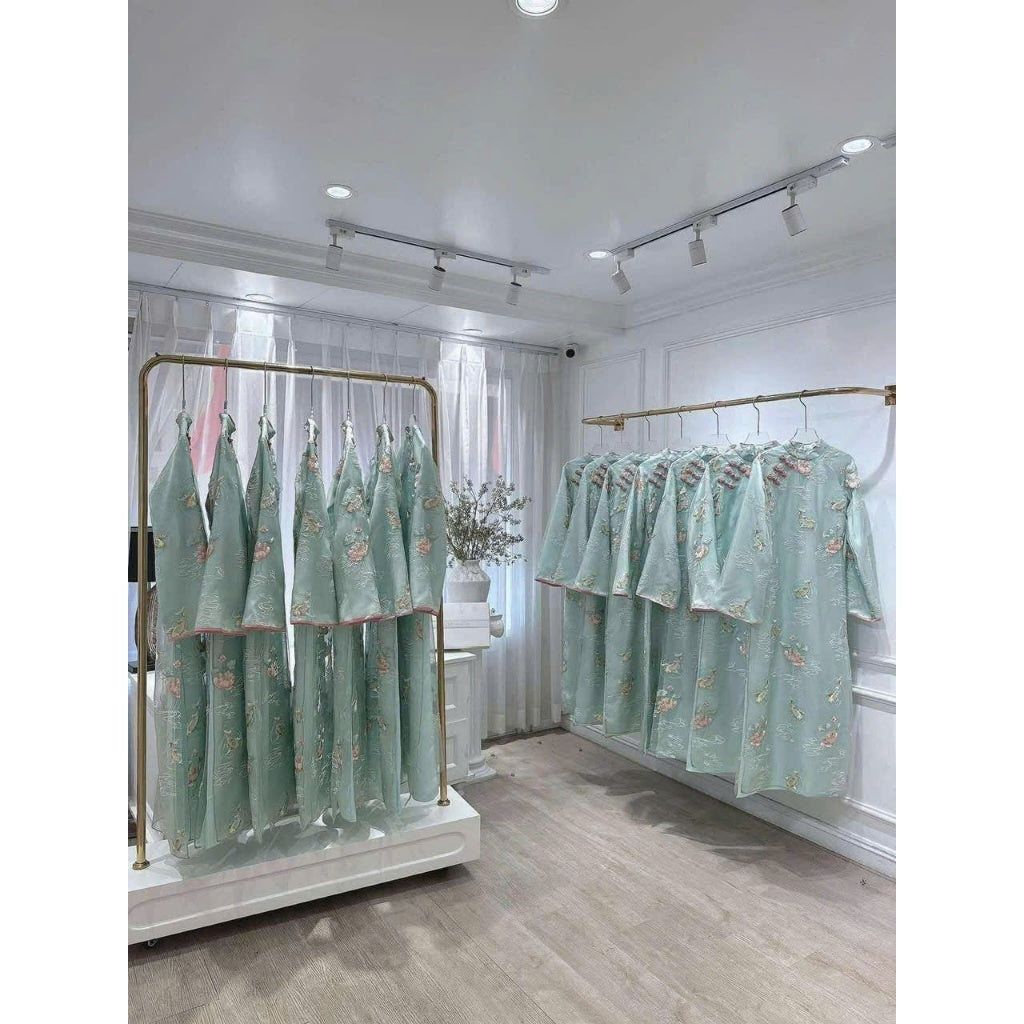 [PRE-ORDER] Tuong Tu Ao Dai with 4 panels, silk material, embroidered with lotus flowers, with pants