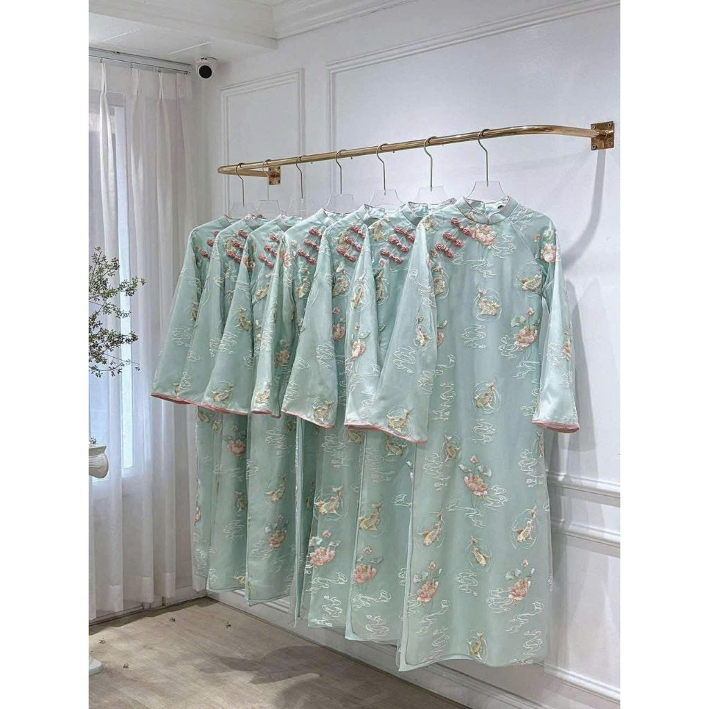 [PRE-ORDER] Tuong Tu Ao Dai with 4 panels, silk material, embroidered with lotus flowers, with pants