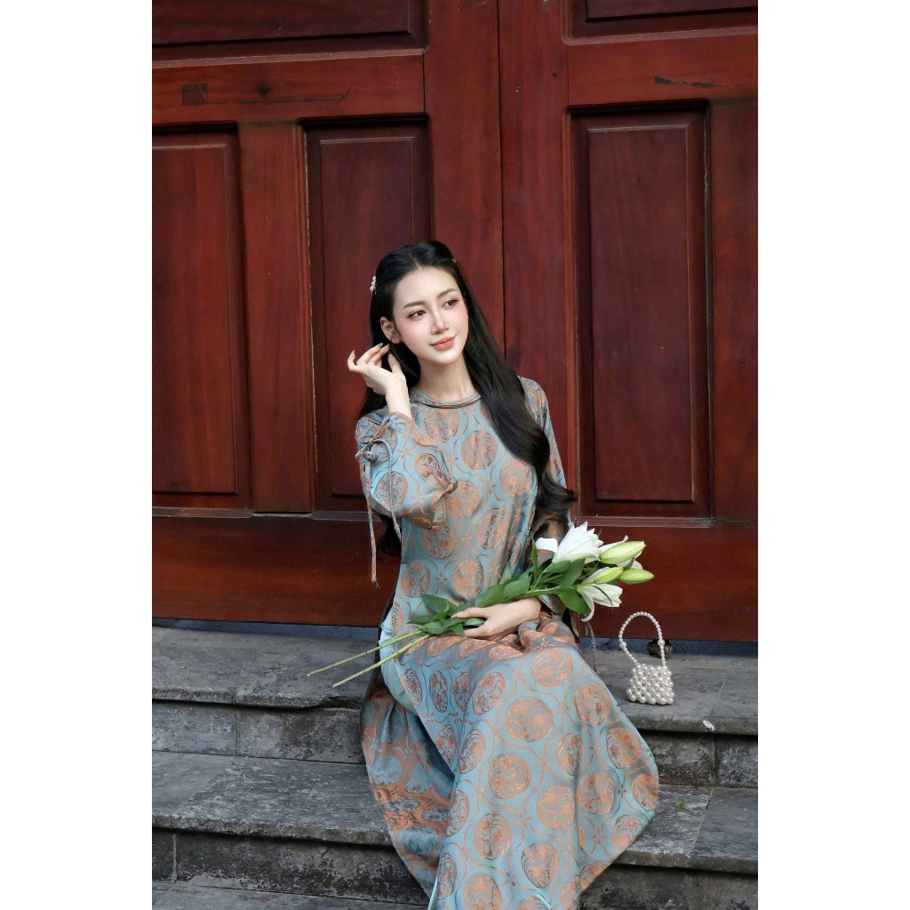 [PRE-ORDER] Thuy Tien Ao Dai in soft silk brocade, round neck, flared sleeves, with pants