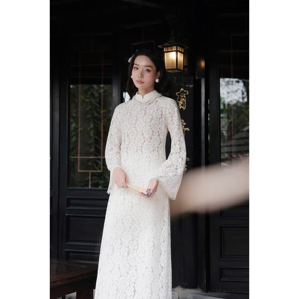 [PRE-ORDER] Traditional Ao Dai with flared sleeves and luxurious lace pattern with pants