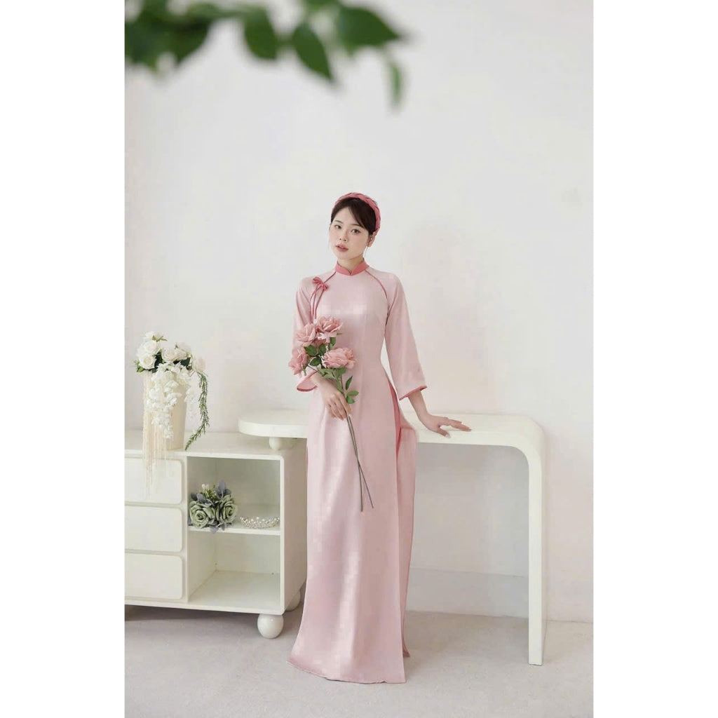 [PRE-ORDER] Traditional pearl silk ao dai with high neck and short sleeves and pants