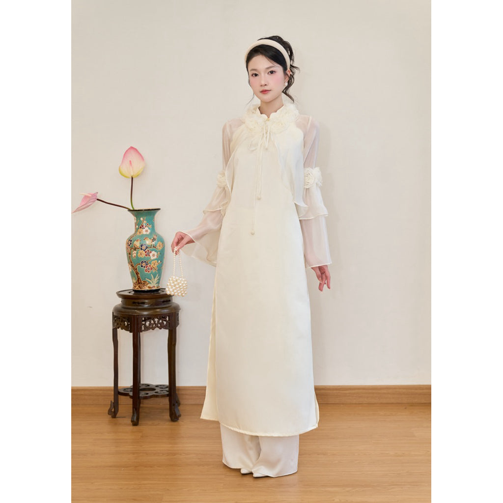 Modernized Ao Dai dress by Tuyet Ngoc, made of high-quality soft silk, paired with an exquisite 3D floral embellished silk cape – SD440 LANA DESIGN