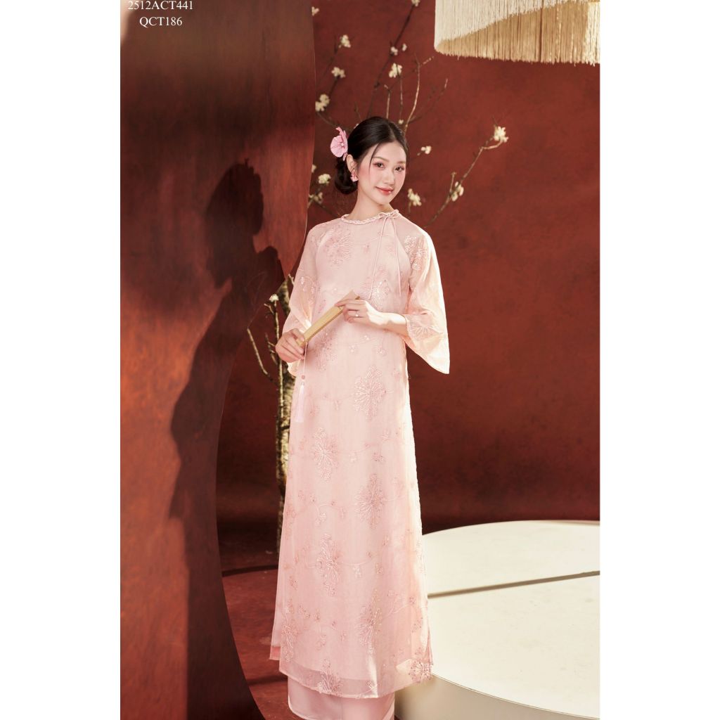 [Pre-order] Traditional Tet Ao Dai with braided collar, bow detail, and short sleeves 2512ACT441