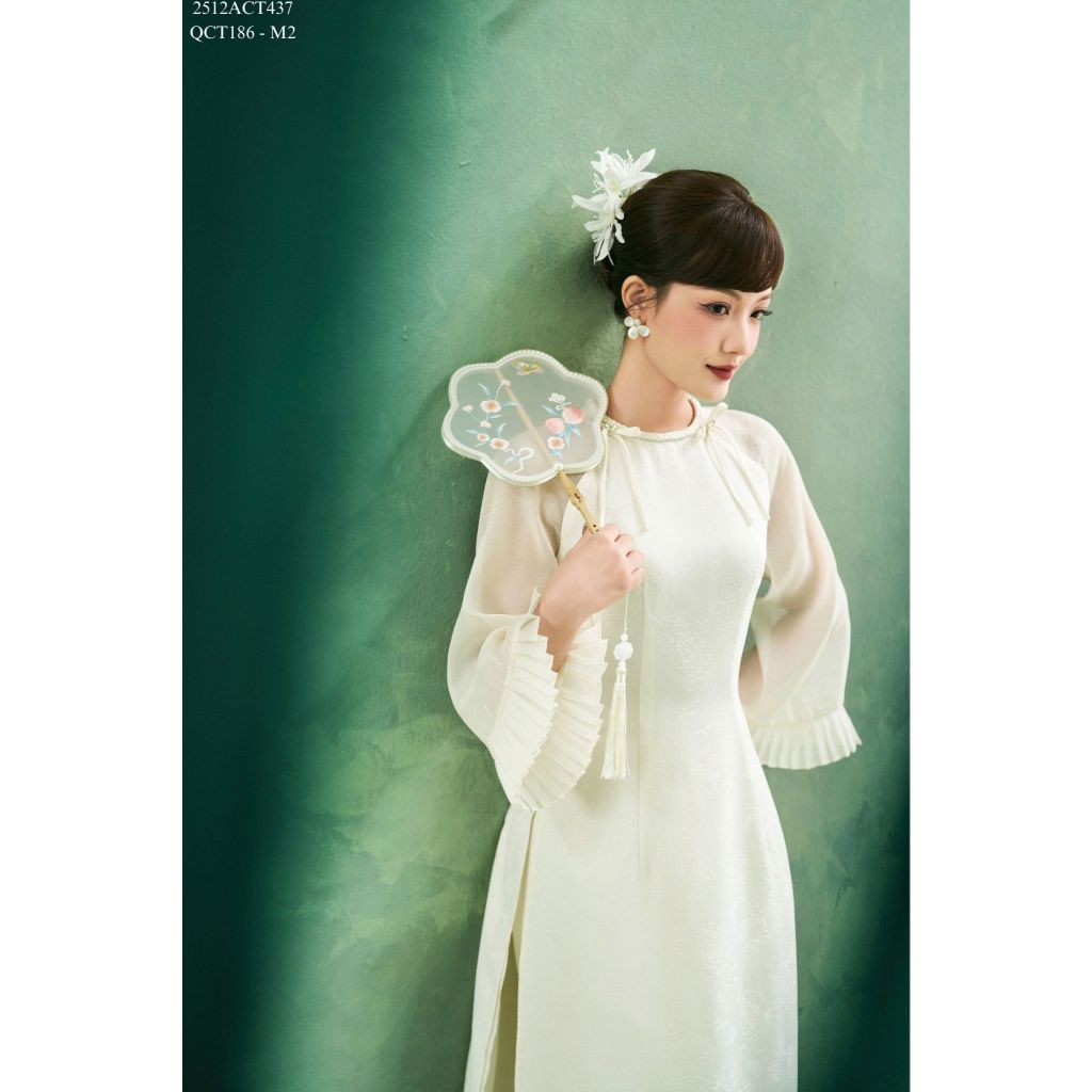 Traditional Tet Ao Dai dress with round neckline and bow embellishment (Pants not included) 2512ACT437